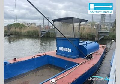 Drijfvuil boat 840 Ex beroepsschepen , met Mitsubishi motor, The Netherlands