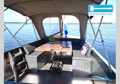 WSA vlet Patrouilleboot Ex beroepsschepen 1961, met MWM motor, The Netherlands