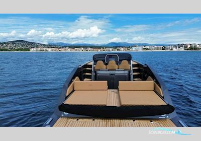 AUREA 30 Cabin Dream Daycruiser Flerskrogsbåd 2023, med MerCruiser 4.5L MPI 250 HP (V6) motor, Frankrig