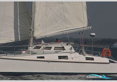 Azuli 38 Catamaran Flerskrogsbåd 1988, med Mercury F30 Elga motor, Frankrig