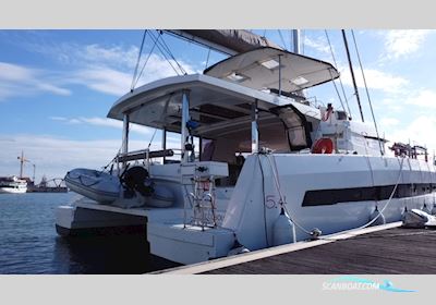 Bali 5.4 Flerskrogsbåd 2019, med Yanmar motor, Portugal