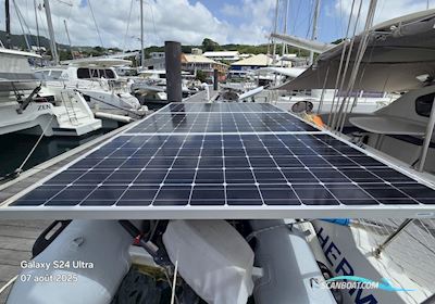 Belize 43 Flerskrogsbåd 2004, med Yanmar 3JH4E motor, Martinique