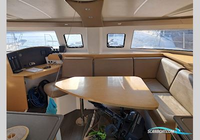 Fountaine Pajot LIPARI 41 Flerskrogsbåd 2014, med VOLVO motor, Frankrig