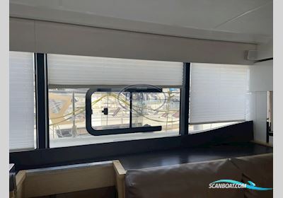 Fountaine Pajot MY 44 Flerskrogsbåd 2017, med Volvo motor, Frankrig