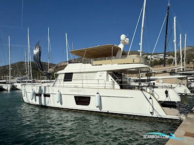 Fountaine Pajot Queensland 55 Flerskrogsbåd 2011, med VOLVO IPS 435 motor, Spanien