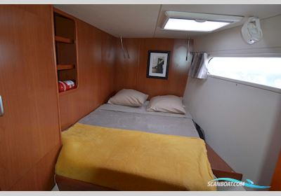 LEOPARD 47 POWER CRUISER Flerskrogsbåd 2007, med CUMMINS motor, Frankrig