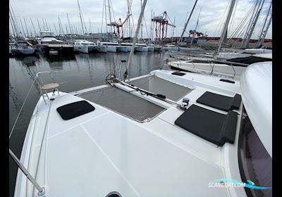Lagoon 42 Flerskrogsbåd 2018, med Yanmar 4JH57 motor, Portugal