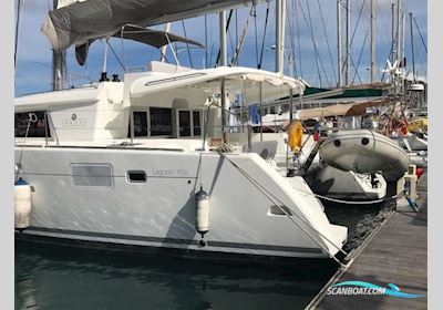 Lagoon 450 Flerskrogsbåd 2012, med YANMAR motor, Ej oplyst