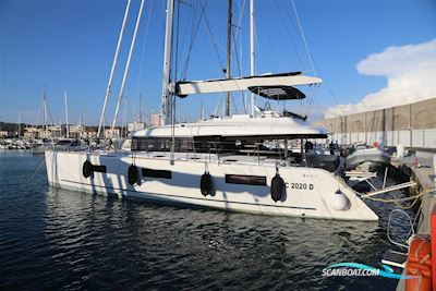Lagoon 620 Flerskrogsbåd 2020, Italien