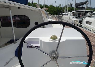 Nautitech 442 Flerskrogsbåd 2011, med Yanmar 3JH5E motor, Martinique