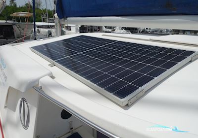 Nautitech 442 Flerskrogsbåd 2011, med Yanmar 3JH5E motor, Martinique