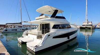 Aquila 42 Owner´s version Flerskrovsbåt 2023, med Volvo Penta D4 300 CV motor, Spanien