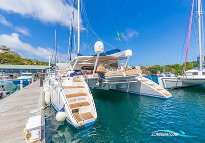 Catana 582 Flerskrovsbåt 2005, med Volvo motor, Caribbean