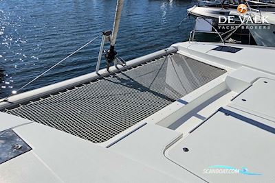 Fountaine Pajot Astrea 42 Flerskrovsbåt 2019, med Volvo Penta motor, Spanien