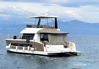 Fountaine Pajot MY 37 Flerskrovsbåt 2016, med Volvo Penta motor, Grekland