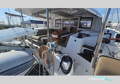 Nautitech 40 Open Flerskrovsbåt 2017, med Yanmar motor, Frankrike