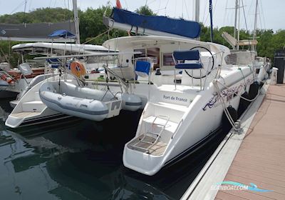 Nautitech 442 Flerskrovsbåt 2011, med Yanmar 3JH5E motor, Martinique