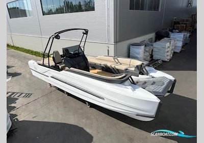 Roto Korkyra 650 Pro Flerskrovsbåt 2026, med Honda BF 60 Xrtu motor, Tyskland