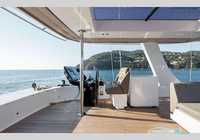 Sunreef Yachts Sunreef 70 Flerskrovsbåt 2021, med John Deer 6068Sfm50 168 kW (225 hp) Each motor, Spanien