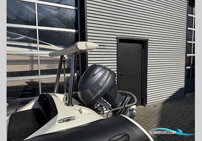 Brig E380 - 40PK Yamaha Gummibåd / Rib 2006, med Yamaha motor, Holland