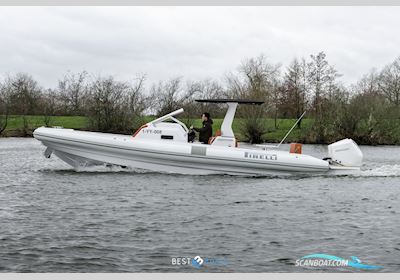 Pirelli 30 DEMO 2023 - SPECIAL OFFER! Gummibåd / Rib 2023, med Mercury Marine, is een toonaangevende naam in de maritieme industrie, bekend om betrouwbare buitenboordmotoren en scheepsaandrijfsystemen. Met een st motor, Holland