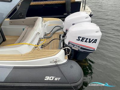 Stingher 30 Gran Turismo Gummibåd / Rib 2020, med 2X Selva motor, Holland