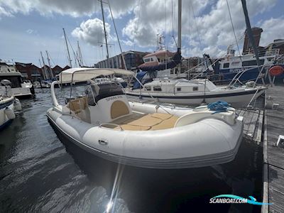 Zodiac Medline Iii Rib Gummibåd / Rib 2008, med Yamaha motor, England