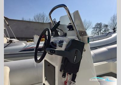 Bombard Explorer 525 FB Gummibåt / Rib 2001, med Selva motor, Frankrike