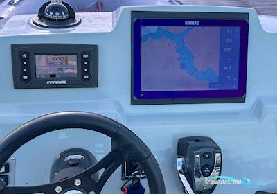 Brig 700 Navigator Gummibåt / Rib 2015, med Evinrude E-Tec 225 H.O motor, Finland