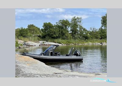 Brig Eagle 8 Gummibåt / Rib 2020, med Evinrude G2 - 300HK motor, Sverige