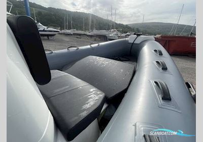 Brig Ribs 570 Gummibåt / Rib 2020, med Suzuki motor, England