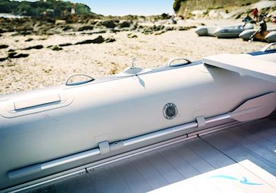 Honwawe T40 AE3, Aludørk, 395cm Gummibåt / Rib 2024, Danmark