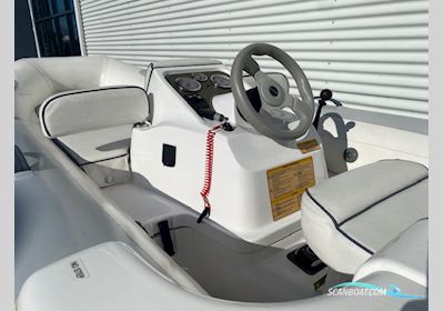 Williams 385 Turbojet Gummibåt / Rib 2009, med Weber motor, Holland