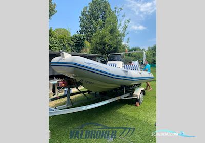 Zodiac Medline I Gummibåt / Rib 2000, med 85 Aetl motor, Italien
