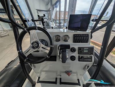 Zodiac Pro 7 Rib Gummibåt / Rib 2021, med Mercury motor, England