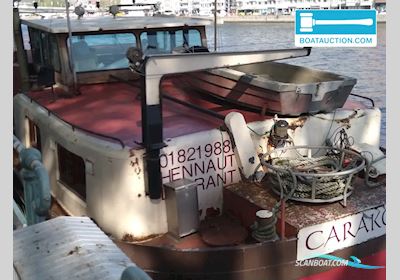 Arsenal de Cherbourg Freycinet Huizen aan water 1950, met Baudouin Dnp 6 Diesel 1950 motor, België