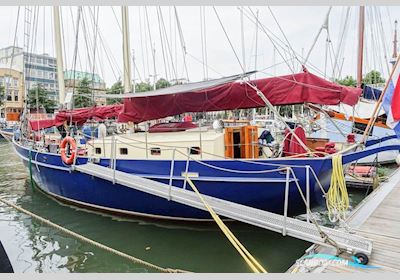 Bekebrede Zeilschoener 15.88 Huizen aan water 1998, met DAF<br />615 motor, The Netherlands