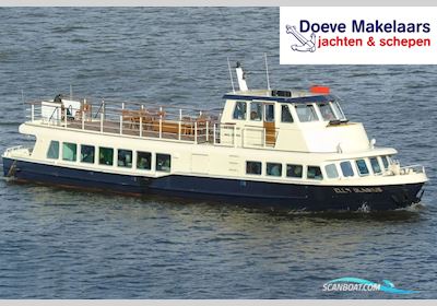 Dagpassagiersschip 152 Pers Huizen aan water 1966, met Scania Vabis<br />DN 11-40 motor, The Netherlands