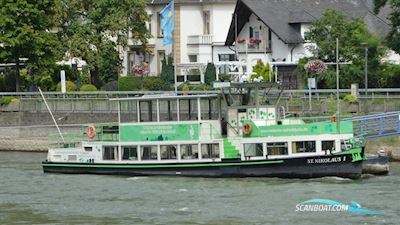 Dagpassagiersschip 50 Pers Met Ubc Huizen aan water 1952, met Man<br />D 2866E motor, The Netherlands