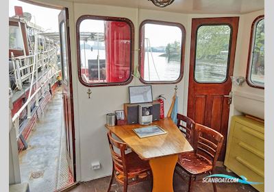 Dockyard 13, Motor Tender Huizen aan water 1928, met Kromhout<br />8TS motor, The Netherlands