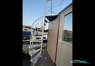 Havenlodge Houseboat 3,5 X 9 Huizen aan water 2021, The Netherlands