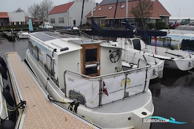 Houseboat Hybride/Electrisch Varend 10.00 Huizen aan water 1984, The Netherlands