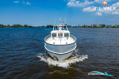 Houseboat MS Compagnon Huizen aan water 1965, met Daf motor, The Netherlands