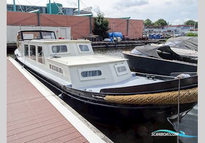 Kagenaar 13.60 Huizen aan water 1935, met Mercedes<br />OM 636 motor, The Netherlands