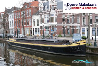 Katwijker 24.00 Met Cbb Huizen aan water 1916, met Mercedes<br />OM321 motor, The Netherlands
