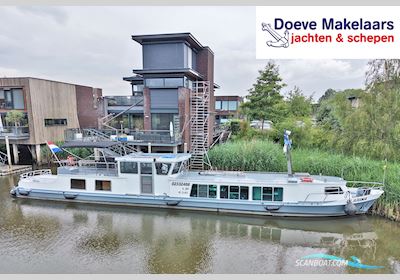 Luxe Varend Woonschip Rijn Gecertificeerd Huizen aan water 1976, met Cummins<br />B4.5 150 HD motor, The Netherlands