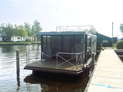 Per Direct Campi 400 Houseboat (special Design) Huizen aan water 2023, met Yamaha motor, The Netherlands