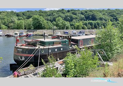 Spits Varend Woonschip 38.95, Met Ubc Huizen aan water 1953, met Mercedes<br />OM 402 motor, The Netherlands