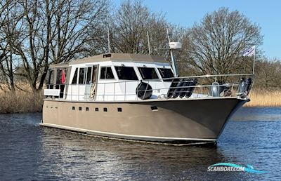 Super Dart 50 Huizen aan water 1977, met Volvo Penta motor, The Netherlands