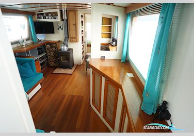Varend Woonschip 1200 Huizen aan water 1996, met Perkins Sabre motor, The Netherlands
